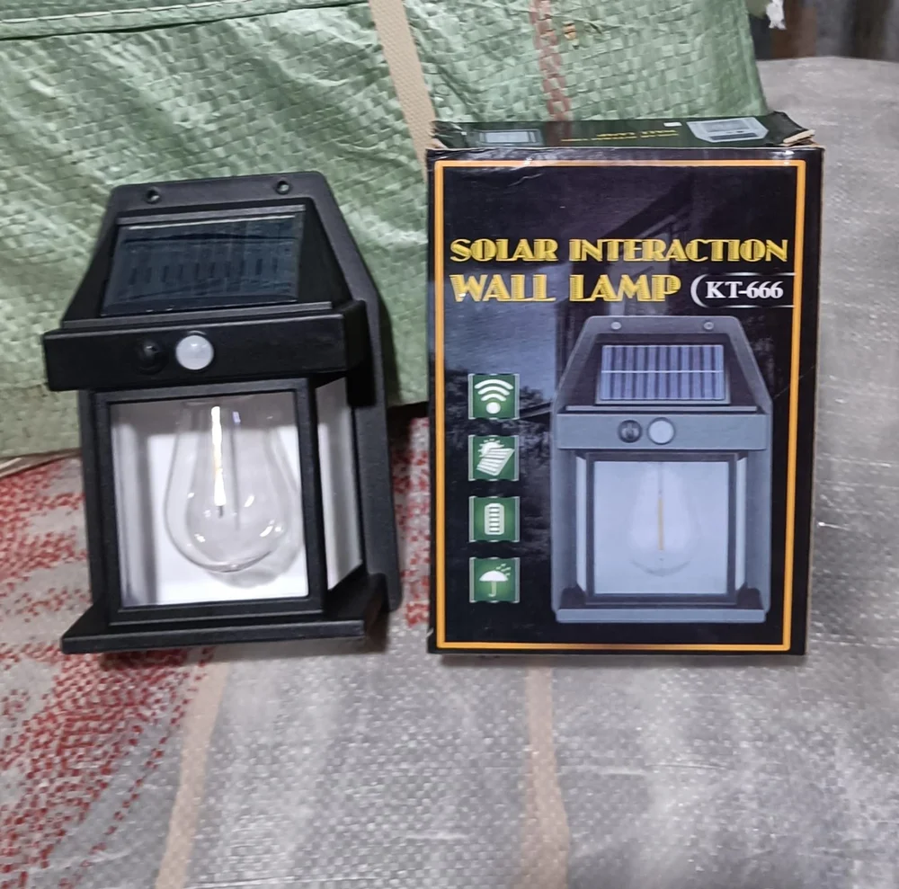 لامبة تشعل بالطاقة الشمسية